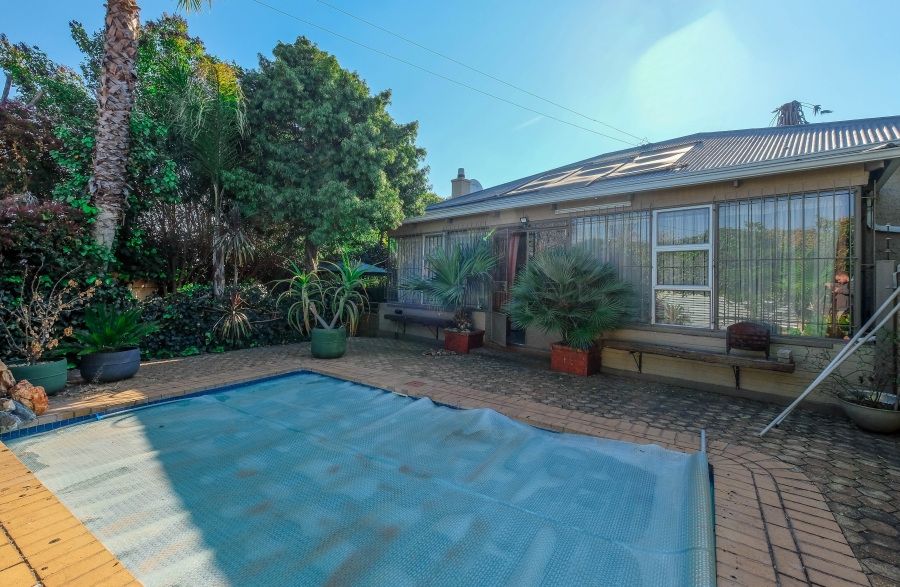 4 Bedroom Property for Sale in Roodepoort West Gauteng