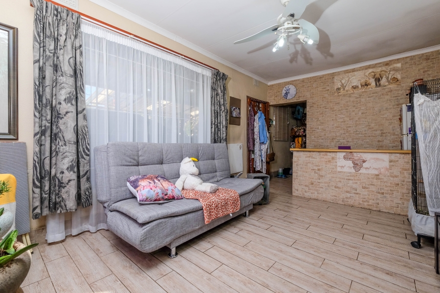 4 Bedroom Property for Sale in Roodepoort West Gauteng
