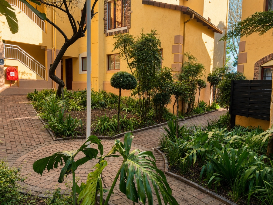 2 Bedroom Property for Sale in Sunninghill Gauteng