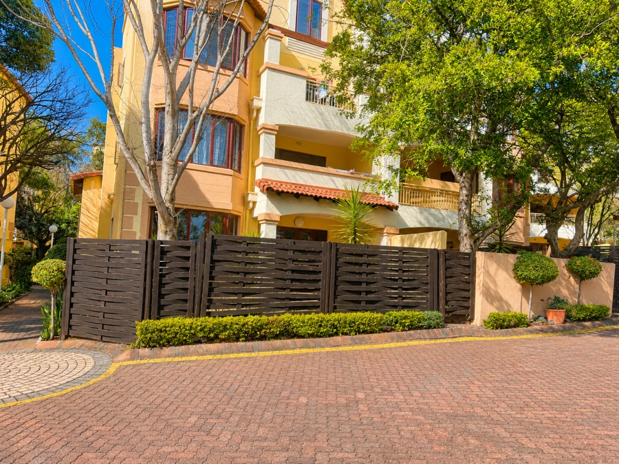 2 Bedroom Property for Sale in Sunninghill Gauteng