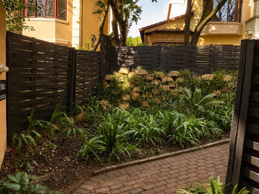 2 Bedroom Property for Sale in Sunninghill Gauteng