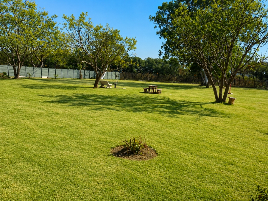 2 Bedroom Property for Sale in Sunninghill Gauteng