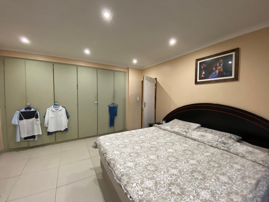 To Let 3 Bedroom Property for Rent in Glenanda Gauteng