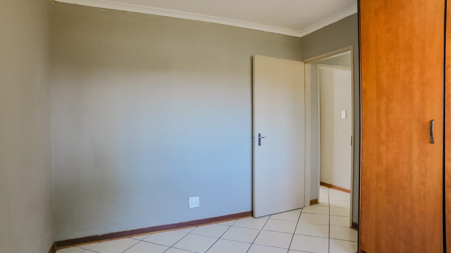 To Let 2 Bedroom Property for Rent in Lilianton Gauteng