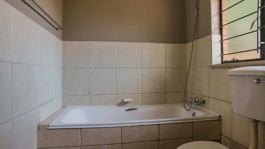 To Let 2 Bedroom Property for Rent in Lilianton Gauteng