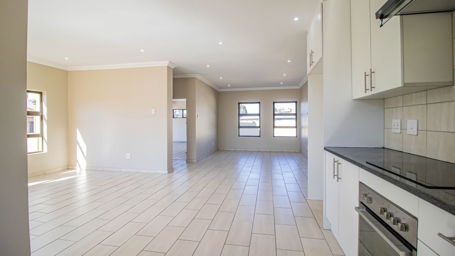 3 Bedroom Property for Sale in Strubenvale Gauteng