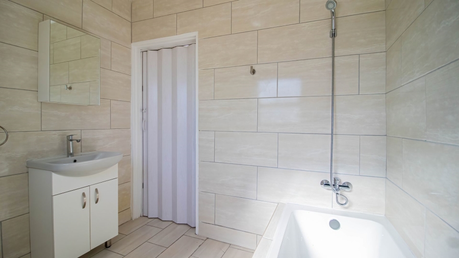 3 Bedroom Property for Sale in Strubenvale Gauteng