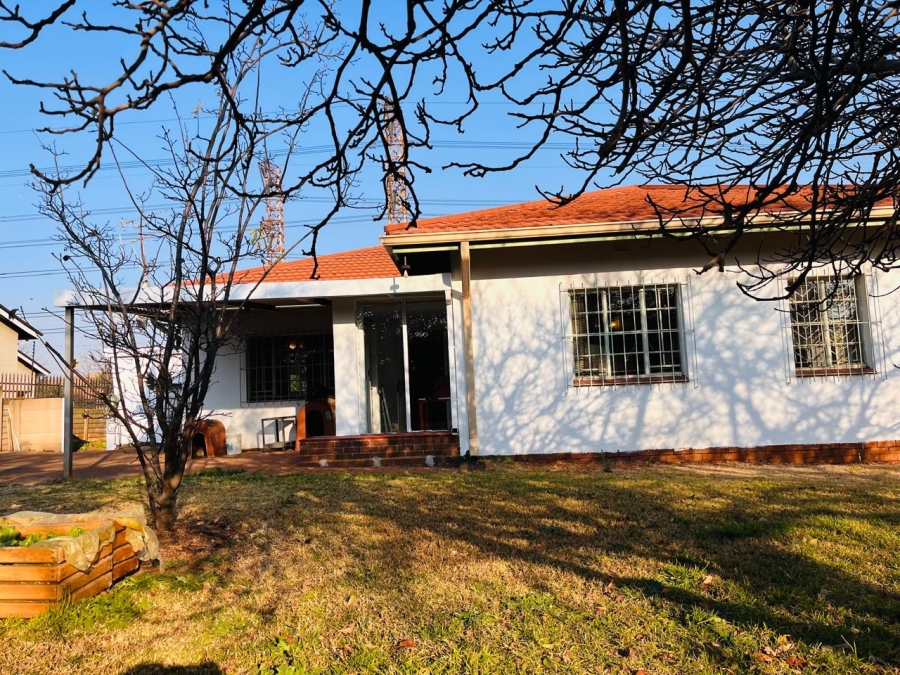 3 Bedroom Property for Sale in Wychwood Gauteng