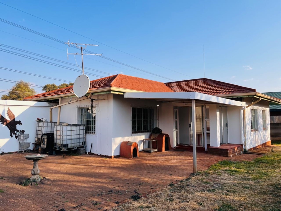 3 Bedroom Property for Sale in Wychwood Gauteng