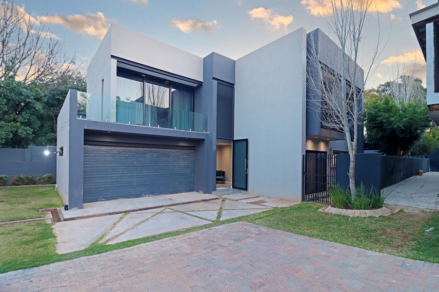 5 Bedroom Property for Sale in Bryanston Gauteng