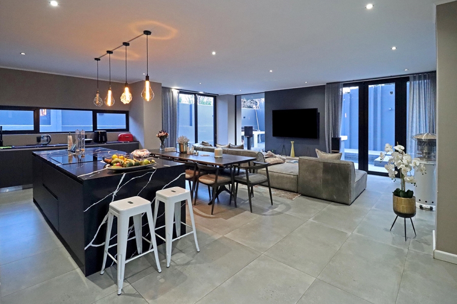 5 Bedroom Property for Sale in Bryanston Gauteng