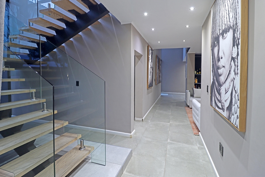 5 Bedroom Property for Sale in Bryanston Gauteng
