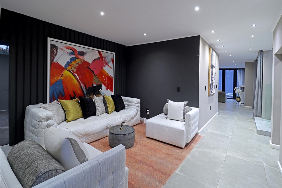 5 Bedroom Property for Sale in Bryanston Gauteng