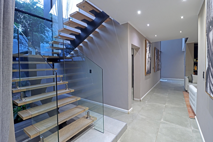 5 Bedroom Property for Sale in Bryanston Gauteng