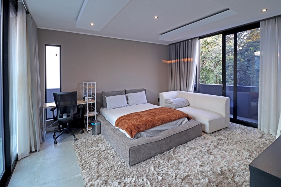 5 Bedroom Property for Sale in Bryanston Gauteng