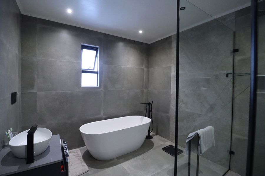 5 Bedroom Property for Sale in Bryanston Gauteng
