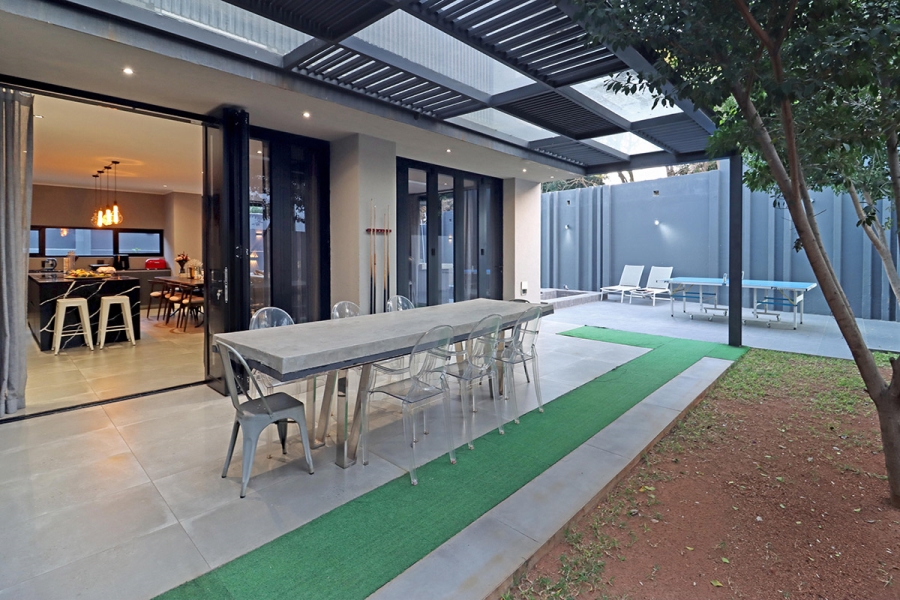 5 Bedroom Property for Sale in Bryanston Gauteng