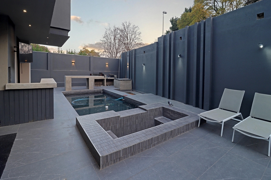 5 Bedroom Property for Sale in Bryanston Gauteng