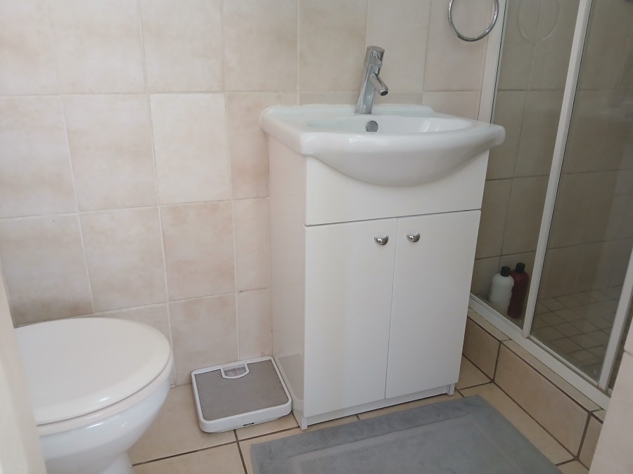3 Bedroom Property for Sale in Honeydew Grove Gauteng