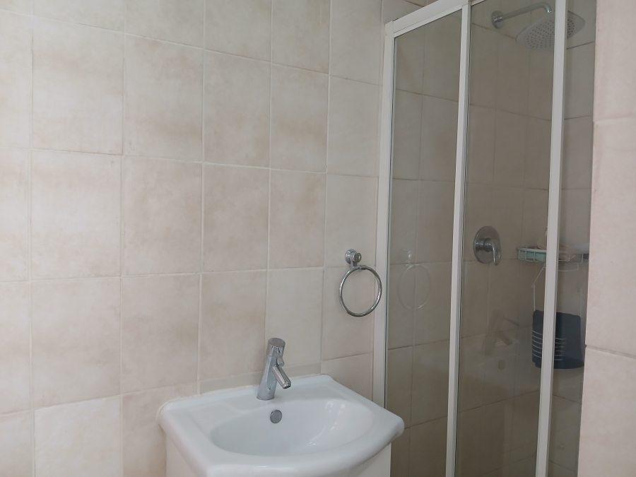3 Bedroom Property for Sale in Honeydew Grove Gauteng