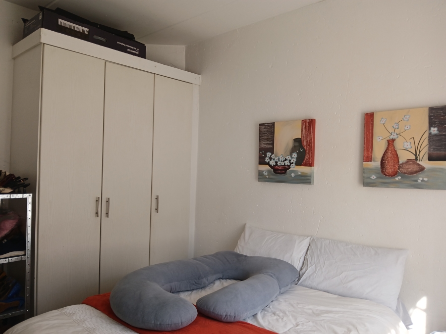 3 Bedroom Property for Sale in Honeydew Grove Gauteng