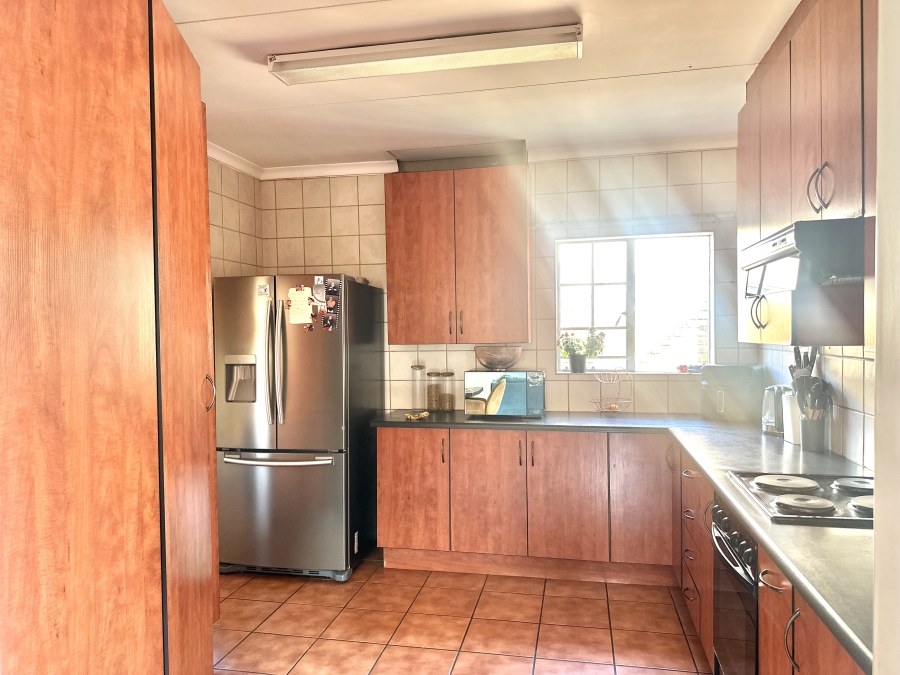 3 Bedroom Property for Sale in Thatchfield Estate Gauteng