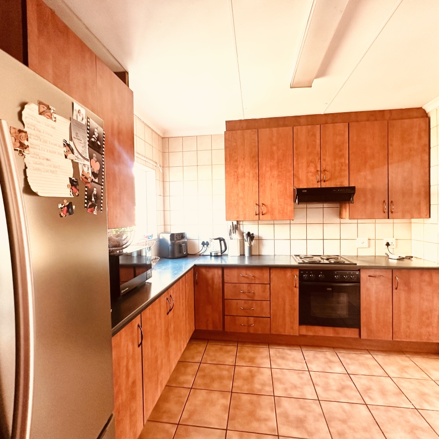 3 Bedroom Property for Sale in Thatchfield Estate Gauteng