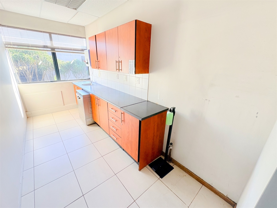 To Let Commercial Property for Rent in Bedfordview Gauteng