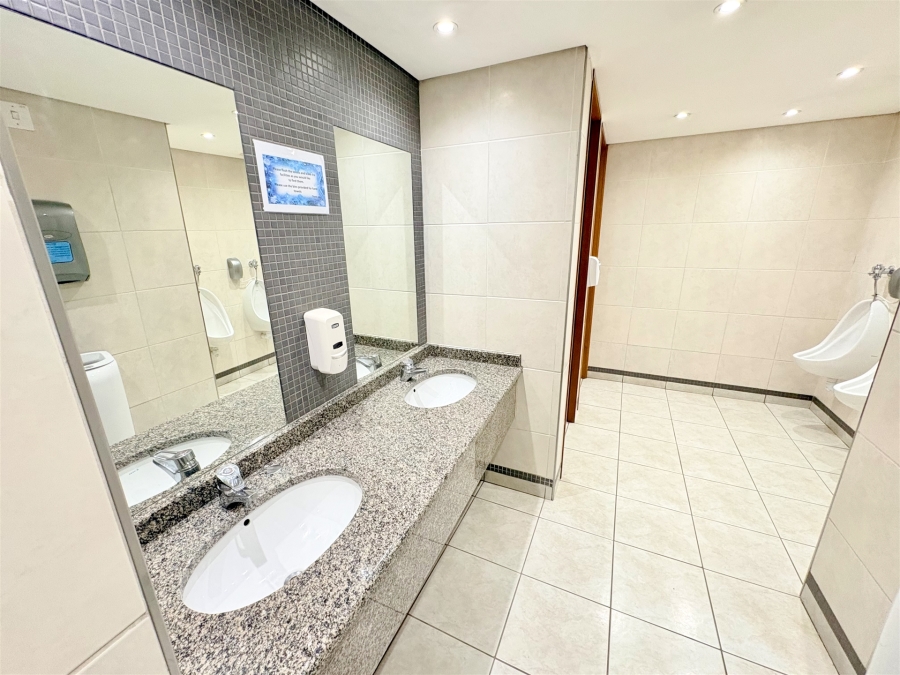 To Let Commercial Property for Rent in Bedfordview Gauteng