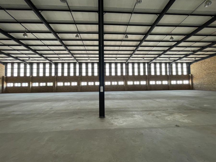 To Let Commercial Property for Rent in North Riding Gauteng