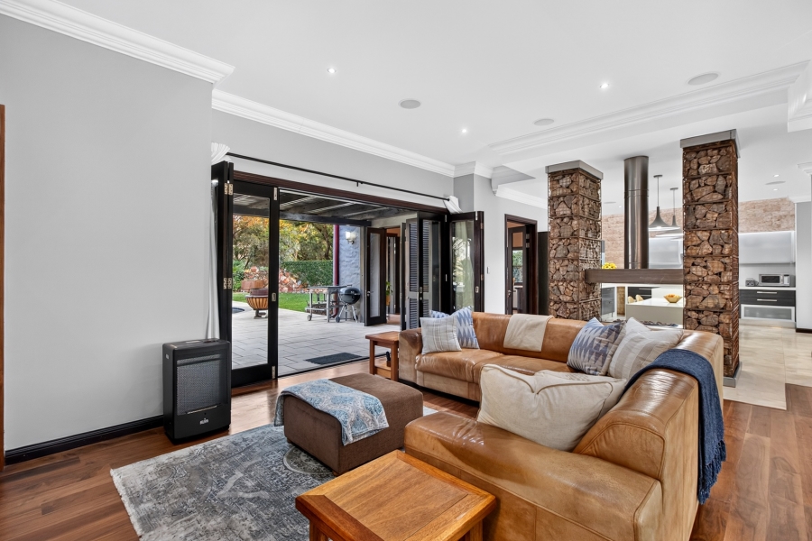5 Bedroom Property for Sale in Southdowns Estate Gauteng