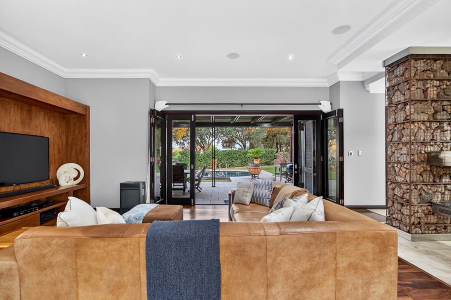 5 Bedroom Property for Sale in Southdowns Estate Gauteng