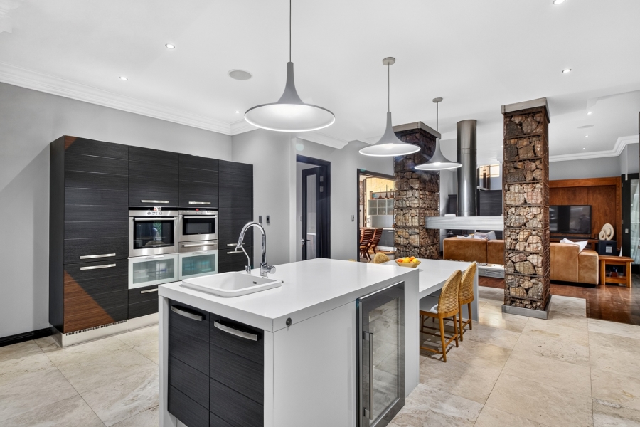5 Bedroom Property for Sale in Southdowns Estate Gauteng