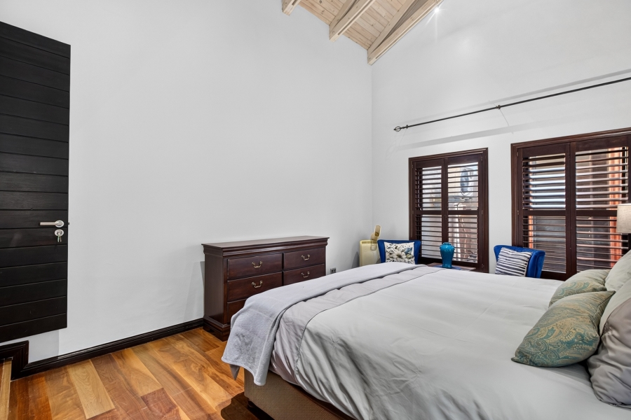 5 Bedroom Property for Sale in Southdowns Estate Gauteng