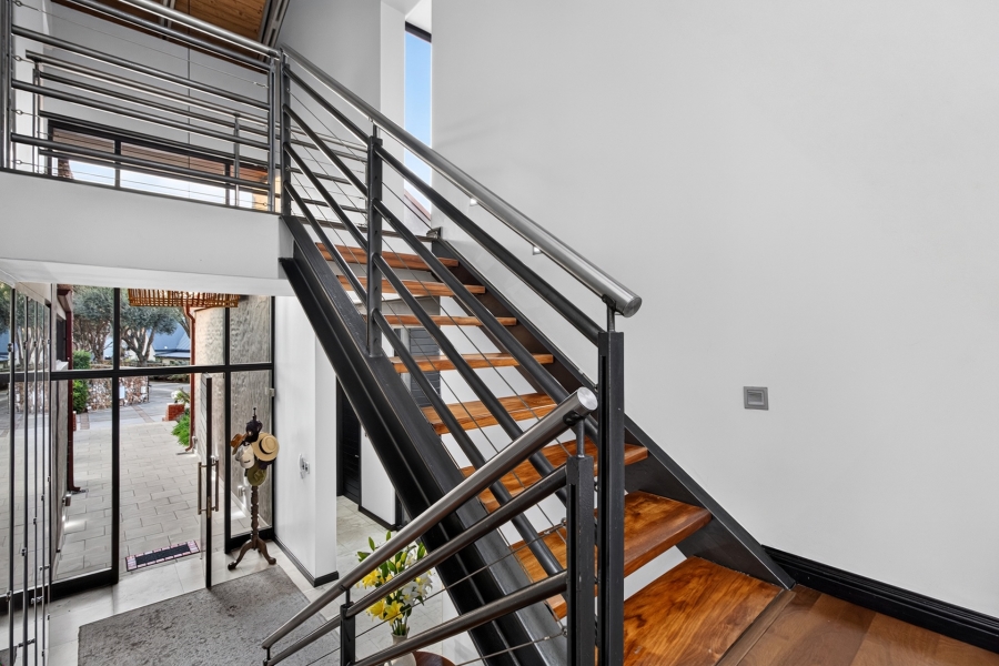 5 Bedroom Property for Sale in Southdowns Estate Gauteng