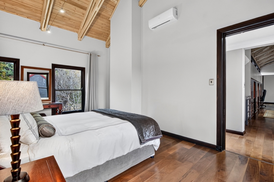 5 Bedroom Property for Sale in Southdowns Estate Gauteng