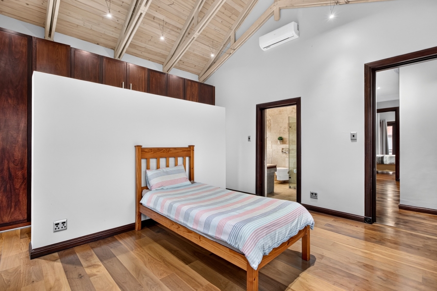 5 Bedroom Property for Sale in Southdowns Estate Gauteng