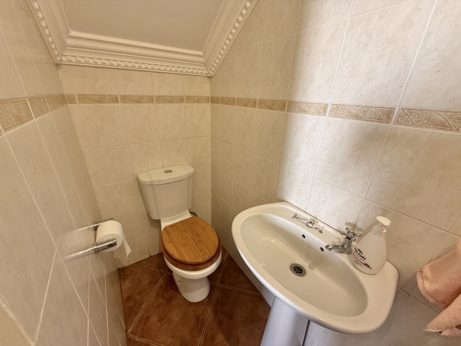 3 Bedroom Property for Sale in The Wilds Gauteng