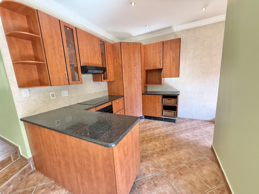 3 Bedroom Property for Sale in The Wilds Gauteng