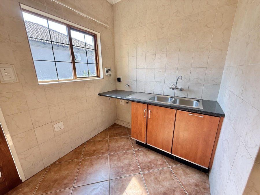 3 Bedroom Property for Sale in The Wilds Gauteng
