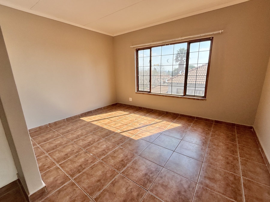 3 Bedroom Property for Sale in The Wilds Gauteng