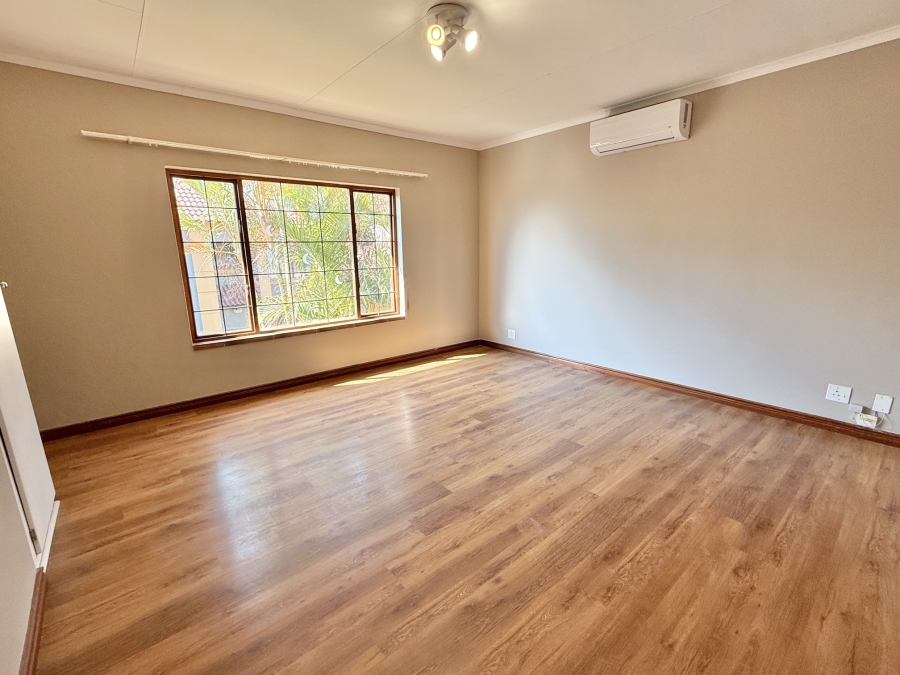 3 Bedroom Property for Sale in The Wilds Gauteng