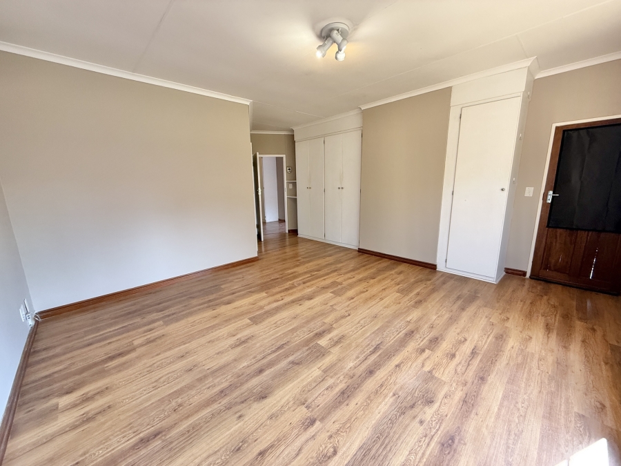 3 Bedroom Property for Sale in The Wilds Gauteng