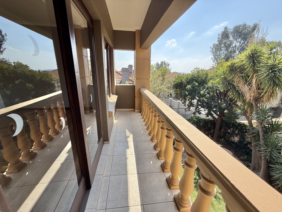 3 Bedroom Property for Sale in The Wilds Gauteng