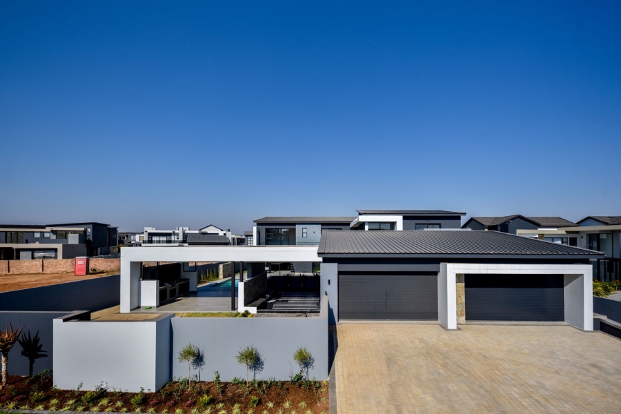5 Bedroom Property for Sale in Midstream Heights Gauteng