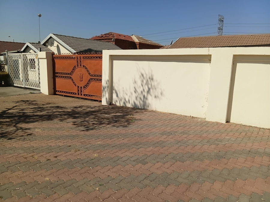 3 Bedroom Property for Sale in Danville Gauteng