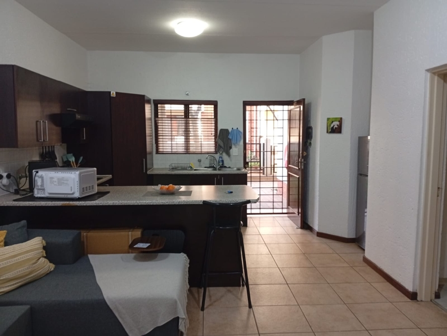 To Let 1 Bedroom Property for Rent in Paulshof Gauteng