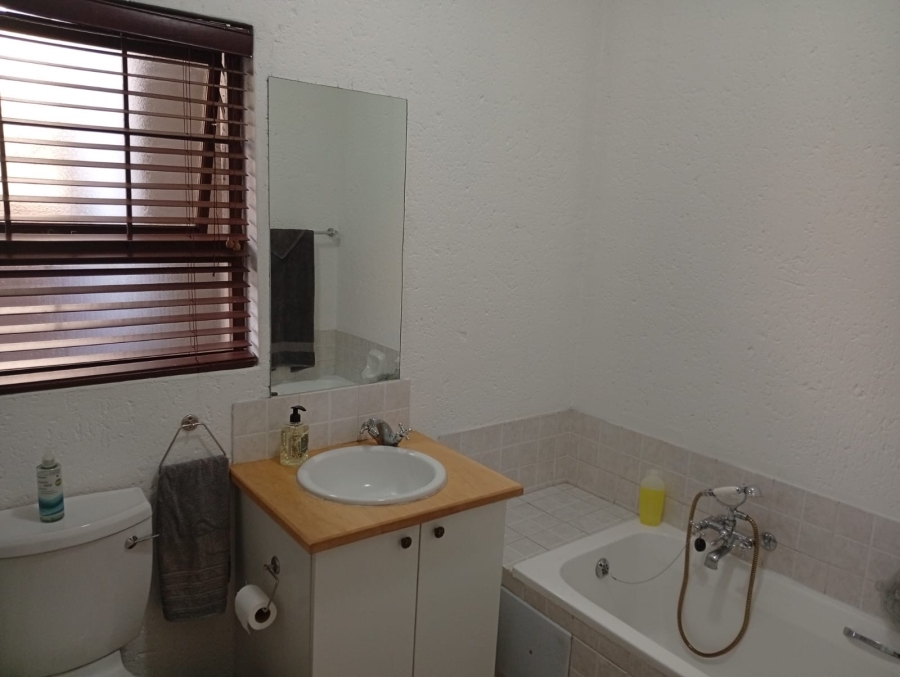 To Let 1 Bedroom Property for Rent in Paulshof Gauteng