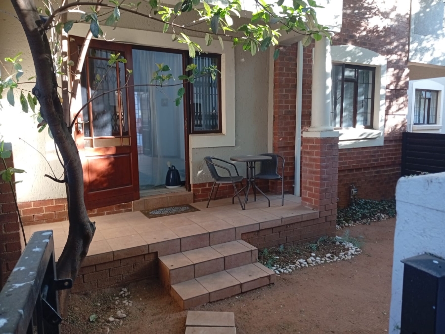 To Let 1 Bedroom Property for Rent in Paulshof Gauteng