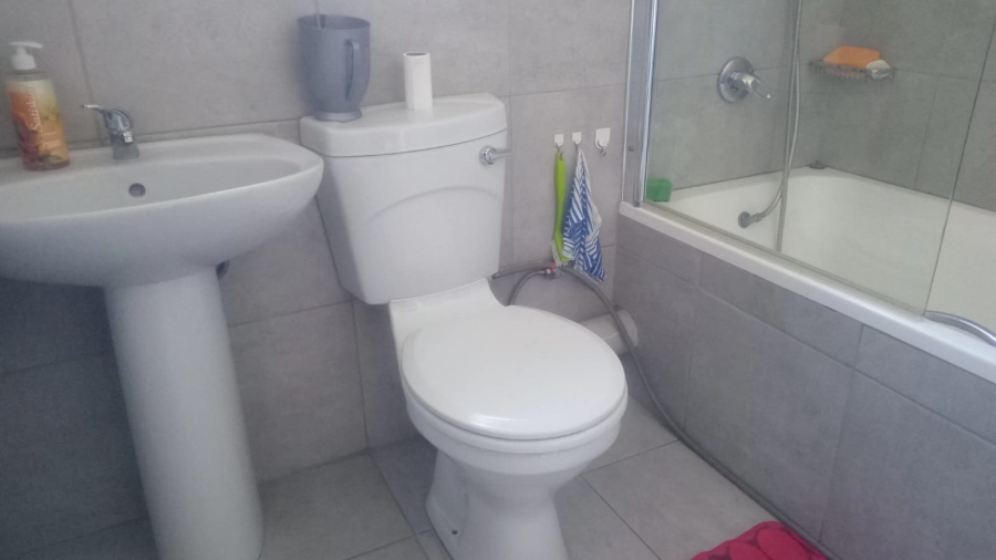 To Let 3 Bedroom Property for Rent in Terenure Gauteng